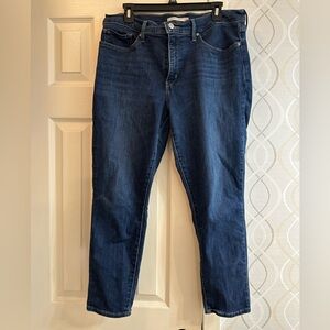 Classic Blue Women's Levi’s Jeans